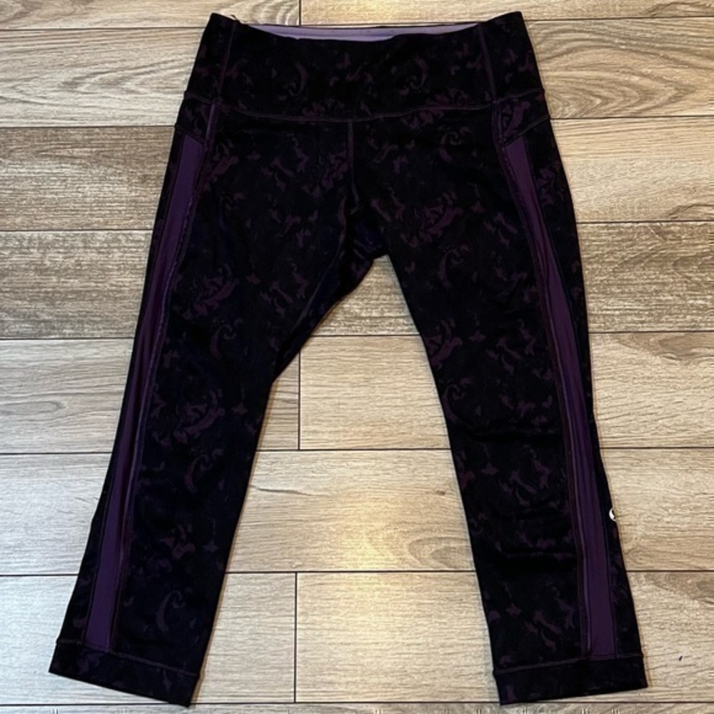 Women’s Lululemon Leggings Rare Print